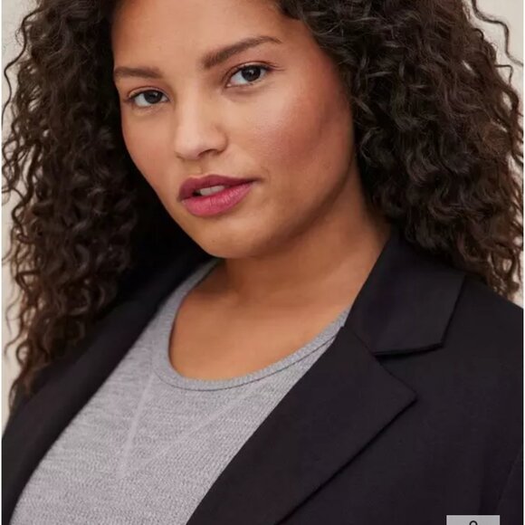 NWT TORRID Women's Longline Open Front Black Blazer - Picture 10 of 16